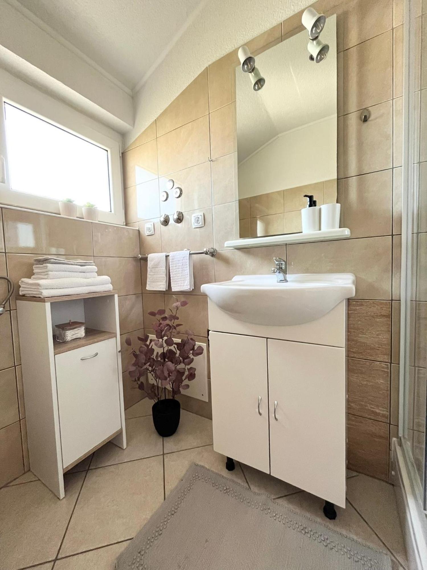 Apartments Contessa Novigrad  Ngoại thất bức ảnh